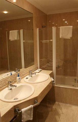 La Casa Del Val Apartment บายาโดลิด ภายนอก รูปภาพ